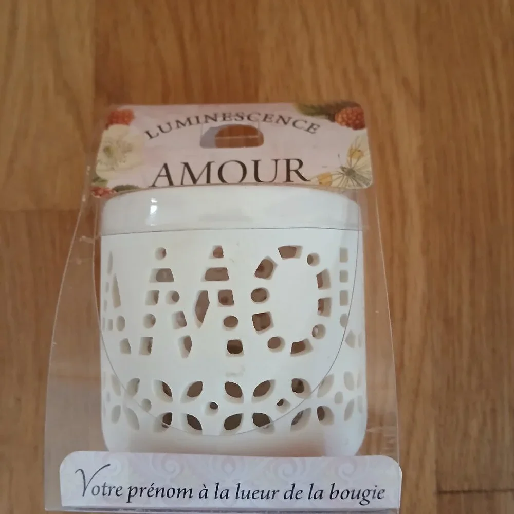 Candle scented: Balsam & Cedar, Warm Gingerbread, Luminescence Amour (Love) x 4